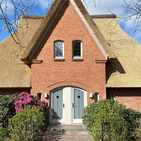 Reetdach-Landhaus Mini Haubarg 타팅 외부 사진